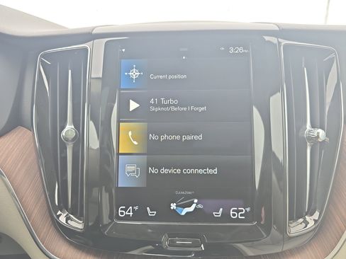 Used 2021 Volvo XC60 T5 Momentum w/ Premium Package image 20