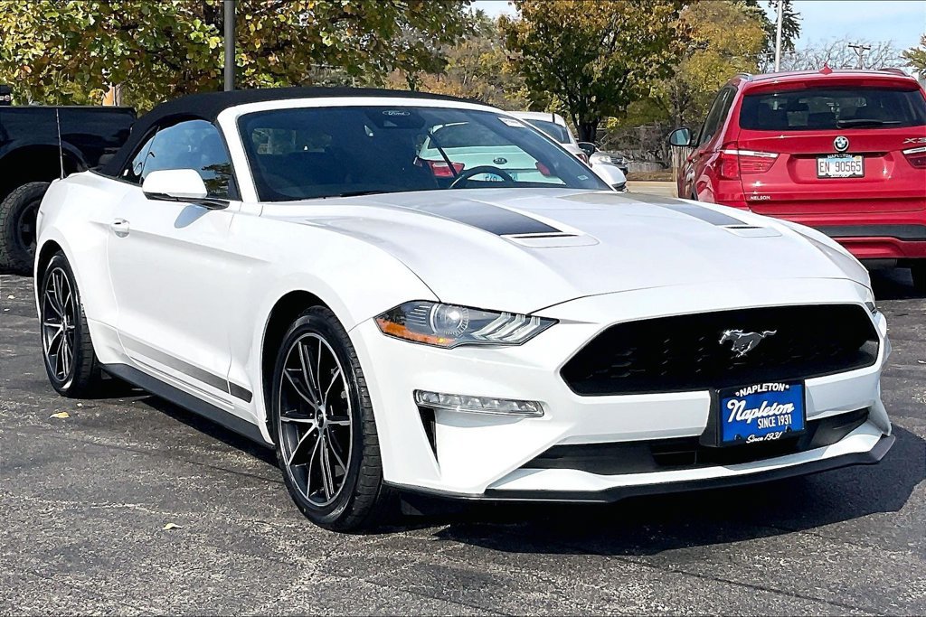 Used 2022 Ford Mustang Premium RWD image 39