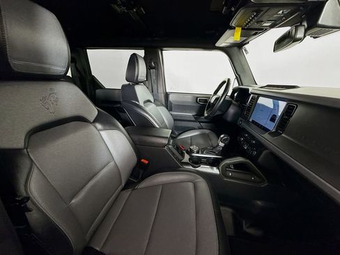 Used 2024 Ford Bronco Everglades image 29