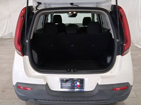 Used 2020 Kia Soul S FWD image 27
