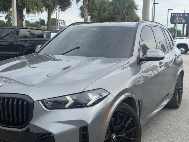 Used 2026 BMW X5 xDrive40i w/ M Sport Package AWD/4WD image 6
