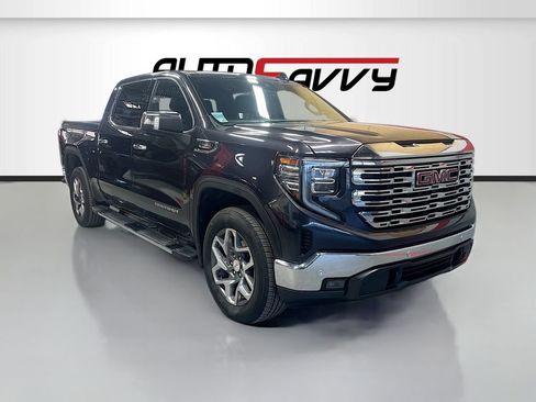 Used 2023 GMC Sierra 1500 SLT w/ SLT Premium Package AWD/4WD image 1