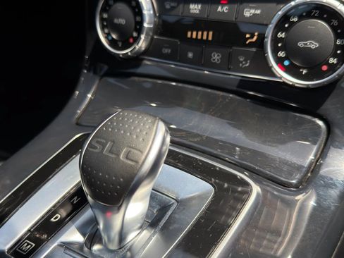 Used 2020 Mercedes-Benz SLC 300 image 26