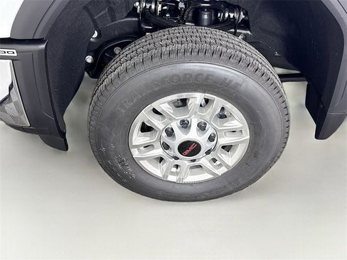 New 2025 GMC Sierra 2500 Pro w/ Convenience Package image 22