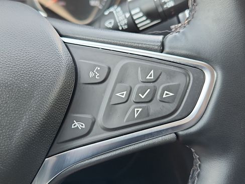 Used 2024 Chevrolet Equinox LT AWD/4WD image 20