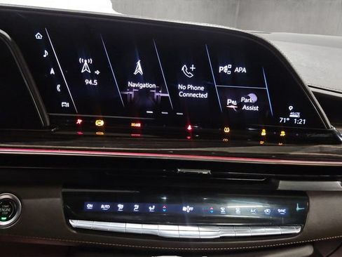 Used 2021 Cadillac Escalade ESV Sport w/ Driver Assist Tech Package AWD/4WD image 10