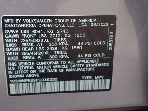 Certified 2023 Volkswagen ID.4 Pro S AWD/4WD image 29