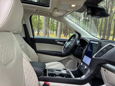 Used 2024 Ford Edge Titanium w/ Titanium Elite Package AWD/4WD image 21