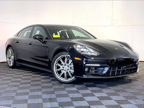 Certified 2023 Porsche Panamera 4 AWD/4WD image 9