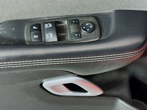 Used 2022 Dodge Challenger R/T image 23