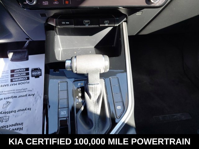 Certified 2024 Kia Niro LX FWD image 13