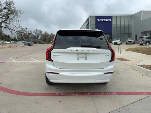 New 2026 Volvo XC90 T8 Plus w/ Protection Package Premier image 5