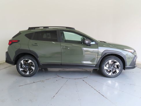 New 2026 Subaru Crosstrek 2.5i Limited image 2