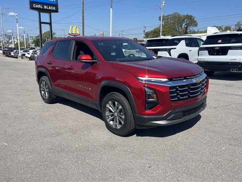 New 2026 Chevrolet Equinox LT image 3