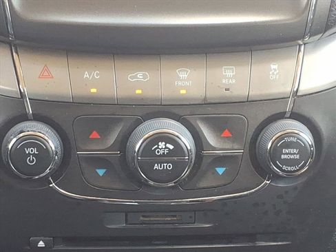 Used 2020 Dodge Journey Crossroad image 27