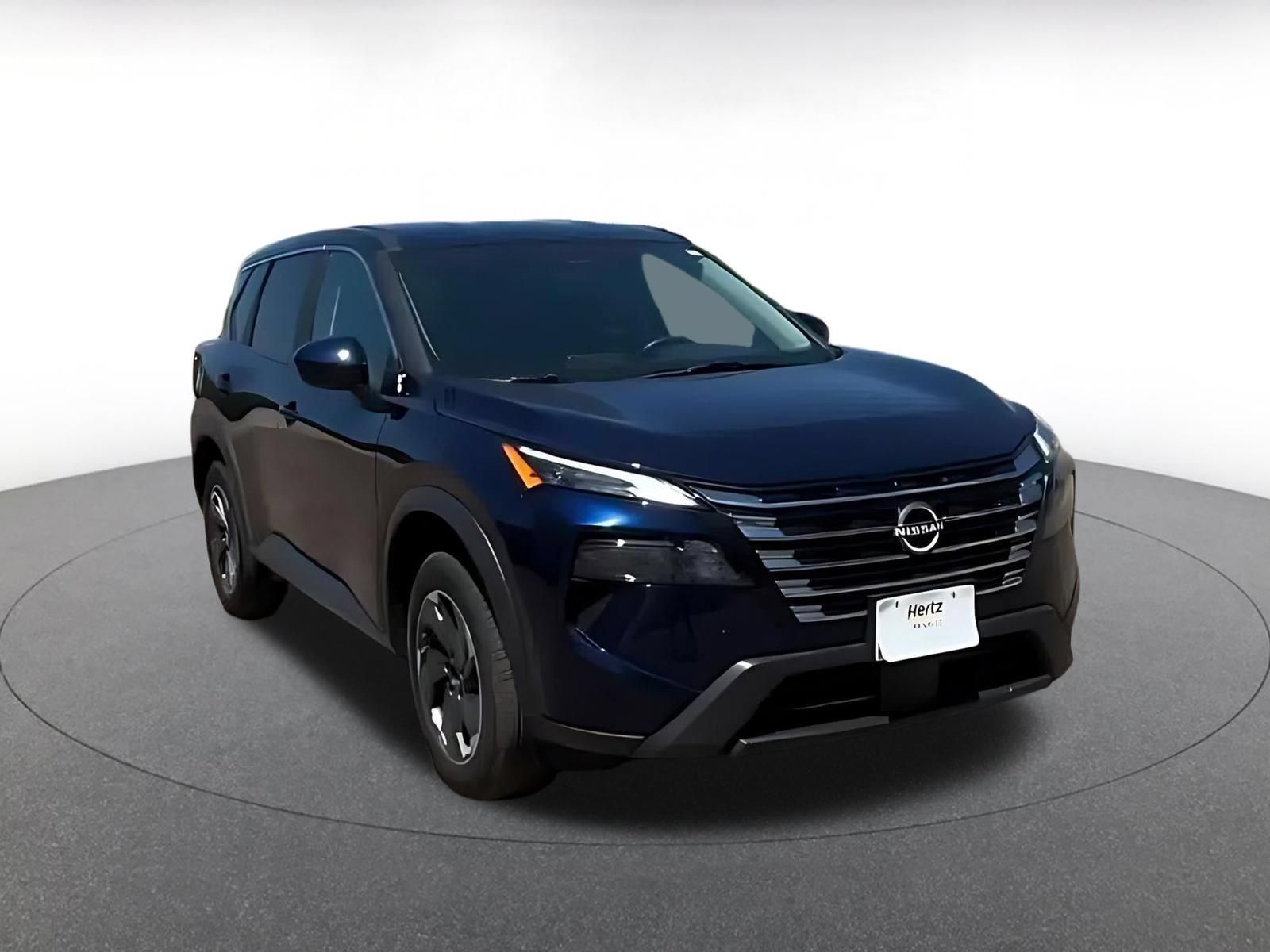 Used 2025 Nissan Rogue SV FWD image 3