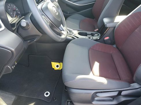 Used 2024 Toyota Corolla SE image 30
