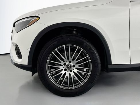 New 2026 Mercedes-Benz GLC 300 image 9