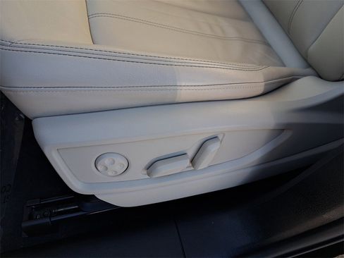 Certified 2023 Audi Q5 2.0T Premium w/ Convenience Package image 19