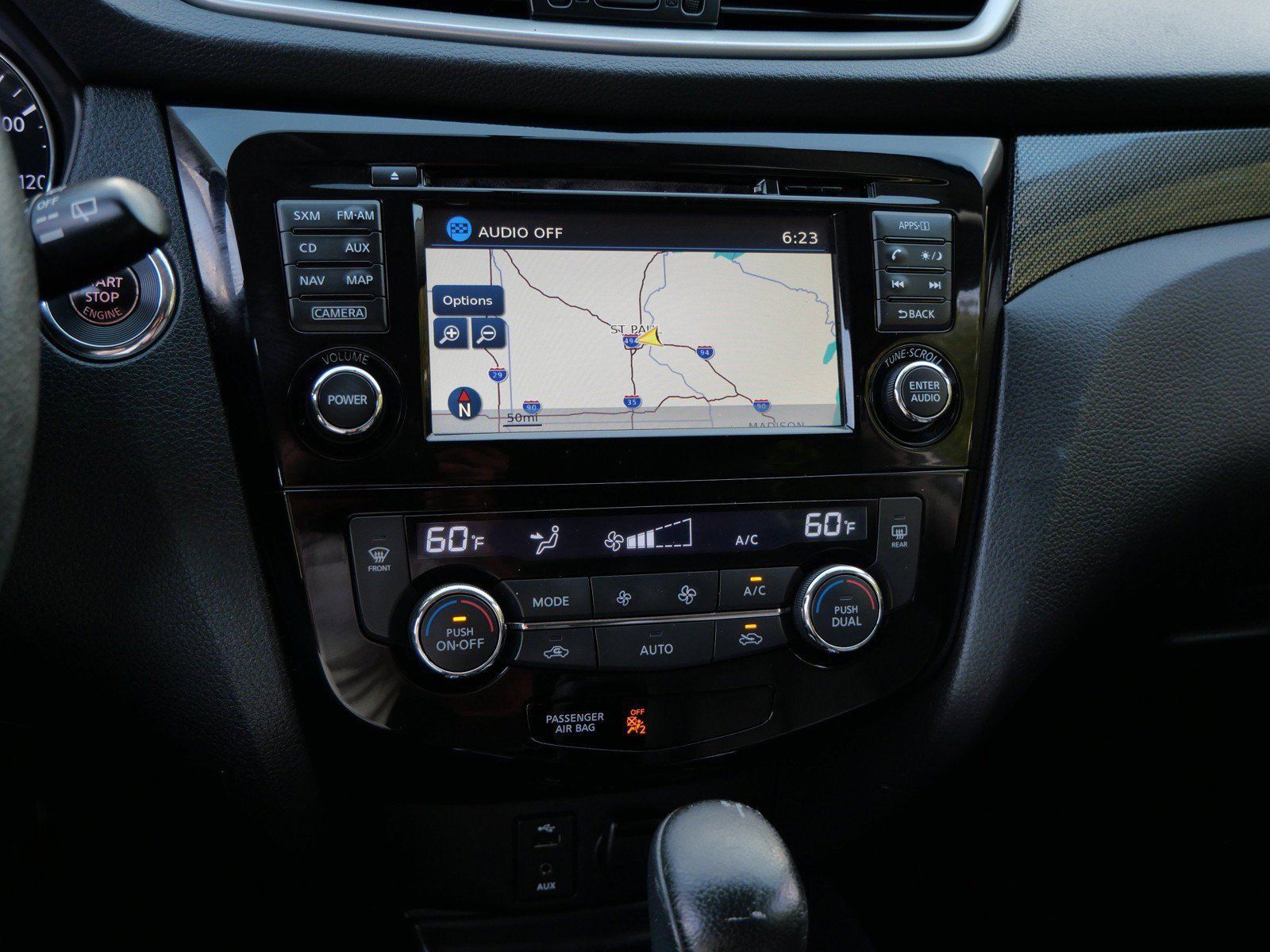 Used 2015 Nissan Rogue SL w/ SL Premium Package AWD/4WD image 18