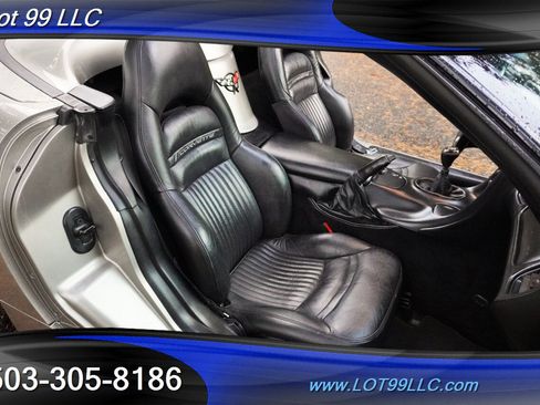 Used 1999 Chevrolet Corvette Convertible w/ Memory Pkg image 17