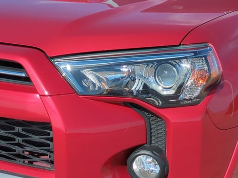 Used 2020 Toyota 4Runner TRD Off-Road Premium w/ Wilderness Package AWD/4WD image 10