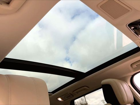 Used 2021 Land Rover Range Rover Sport HSE Silver Edition image 14