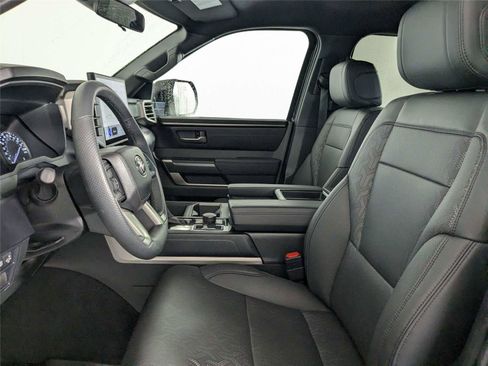 Used 2025 Toyota Tundra SR5 w/ SR5 Premium Package AWD/4WD image 10