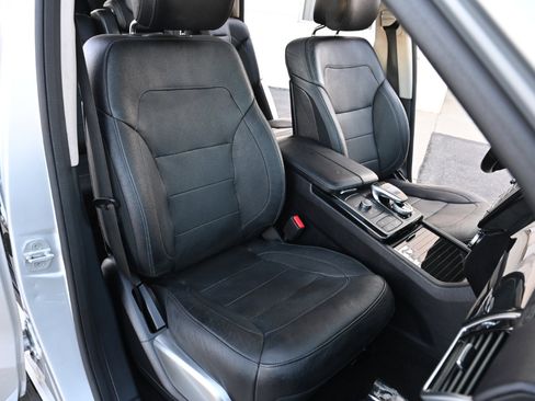 Used 2017 Mercedes-Benz GLS 550 4MATIC image 16