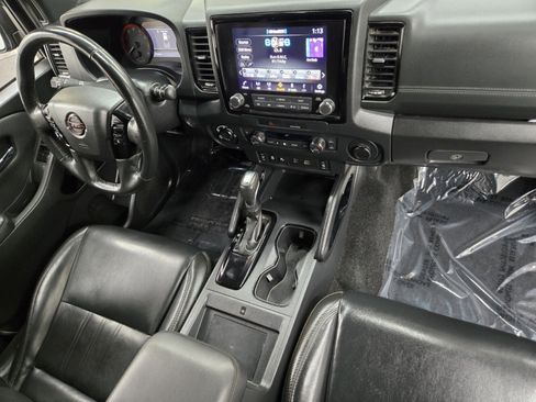 Used 2022 Nissan Frontier PRO-4X w/ Pro-4X Premium Package image 13