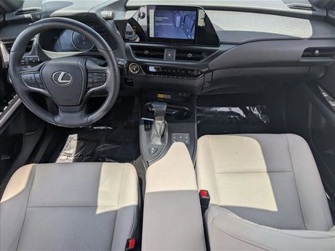 Used 2024 Lexus UX 250h FWD w/ Premium Package image 18