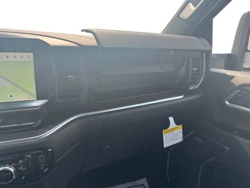 Used 2020 Chevrolet Silverado 1500 Custom w/ Custom Value Package image 28