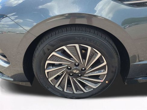 New 2026 Hyundai Sonata Limited FWD image 11