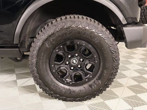 Used 2024 Ford Bronco Wildtrak AWD/4WD image 19
