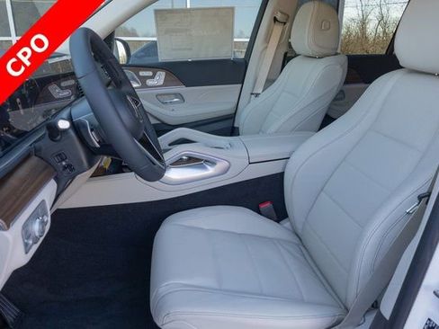 Certified 2025 Mercedes-Benz GLS 450 4MATIC image 15