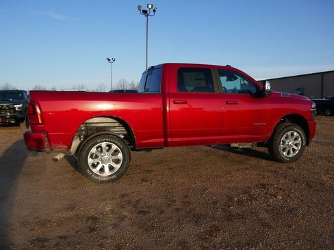 New 2026 RAM 2500 Laramie AWD/4WD image 3