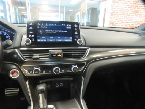 Used 2021 Honda Accord Sport image 35