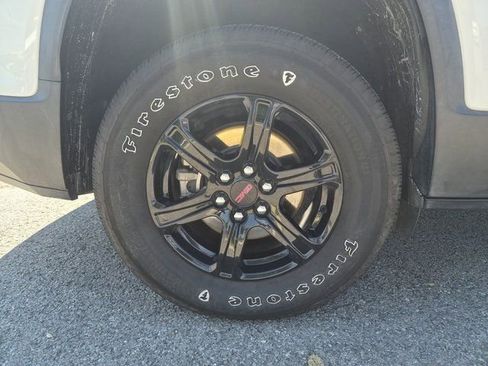 Used 2020 GMC Acadia AT4 image 15