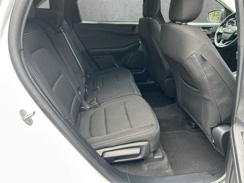 Used 2025 Ford Escape Active AWD/4WD image 22