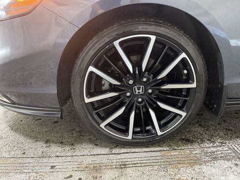 Used 2023 Honda Accord EX-L image 10