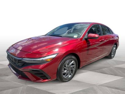 Used 2024 Hyundai Elantra SEL