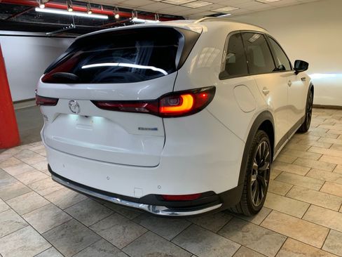 Used 2024 MAZDA CX-90 Plug-In Hybrid w/ Premium Pkg AWD/4WD image 8