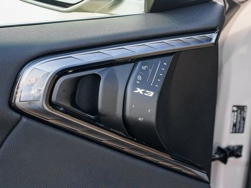 Used 2025 BMW X3 xDrive30i w/ Premium Package image 10