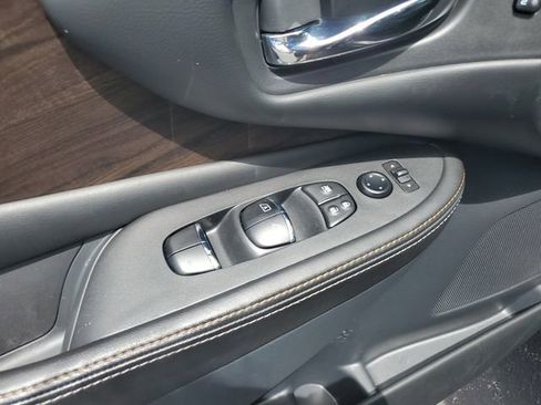 Certified 2022 Nissan Murano Platinum w/ Cargo Package AWD/4WD image 22