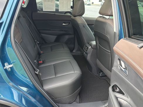 Used 2025 Nissan Murano Platinum w/ Cargo Package AWD/4WD image 13