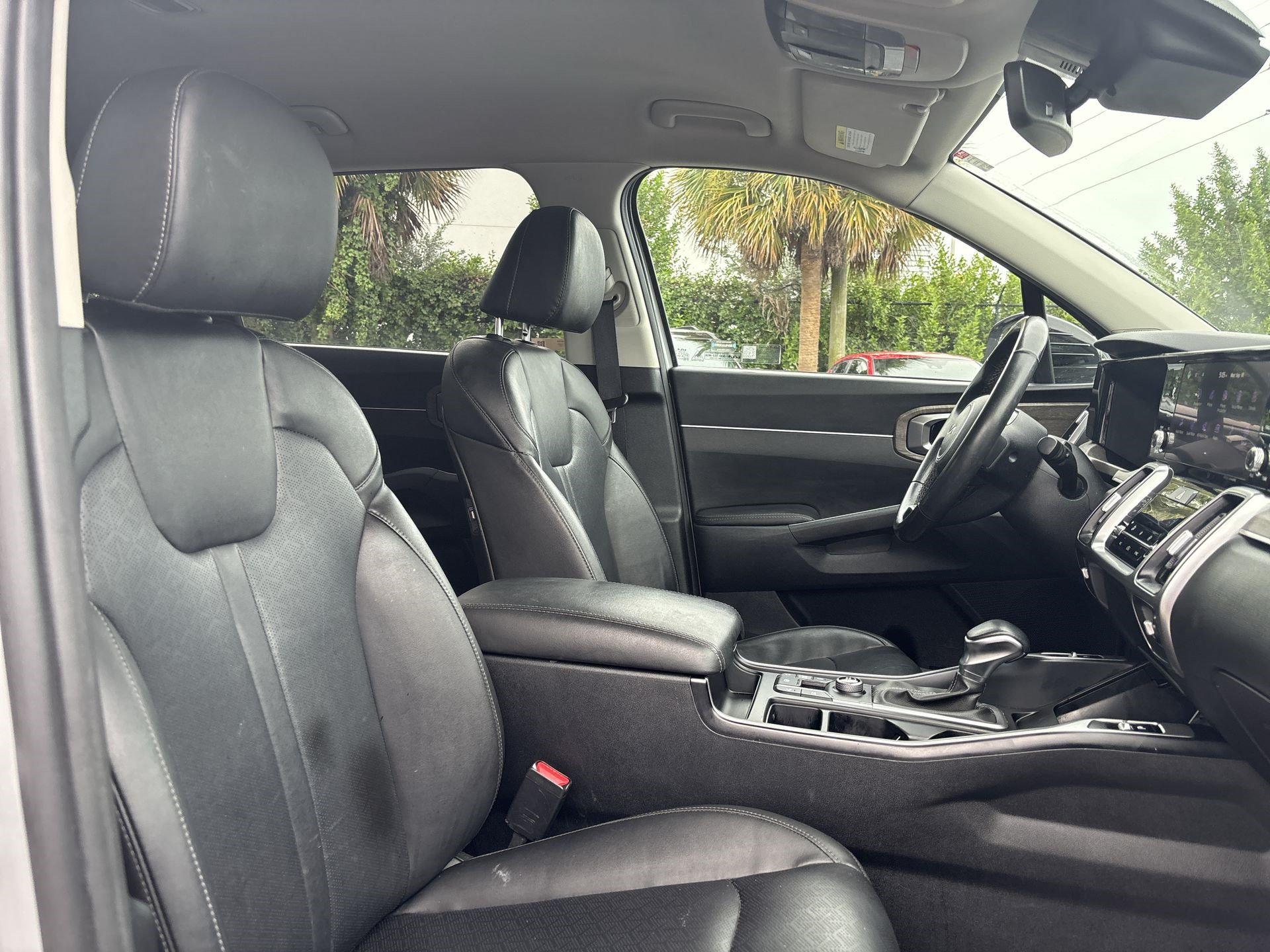 Used 2023 Kia Sorento EX FWD image 23