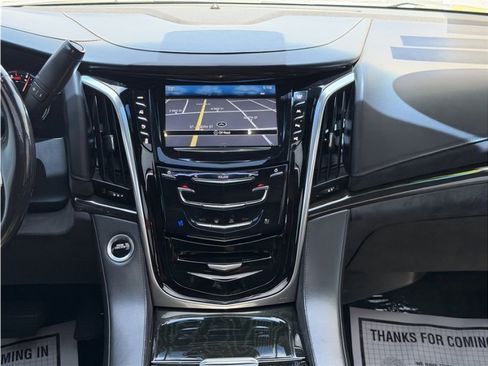 Used 2019 Cadillac Escalade Platinum AWD/4WD image 50