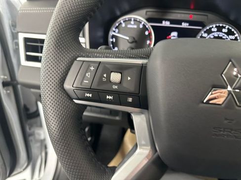 New 2026 Mitsubishi Outlander SE AWD/4WD image 28