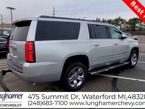 Used 2019 Chevrolet Suburban LT w/ LT Signature Package image 8