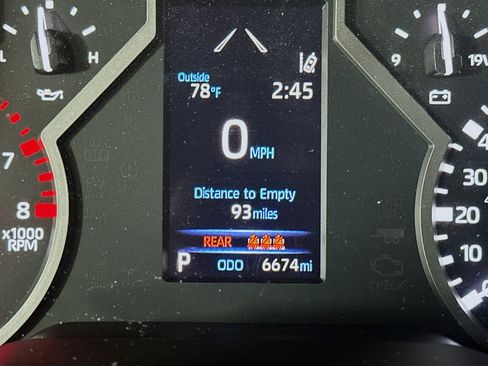 Used 2025 Toyota Tundra SR image 18